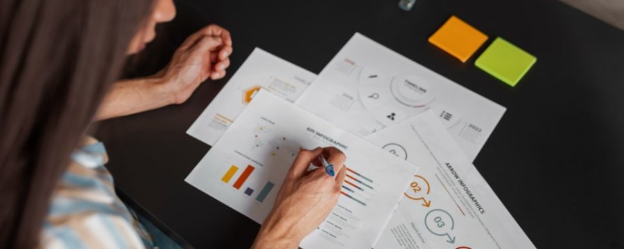 Como validar uma proposta de marketing com IA antes de assinar